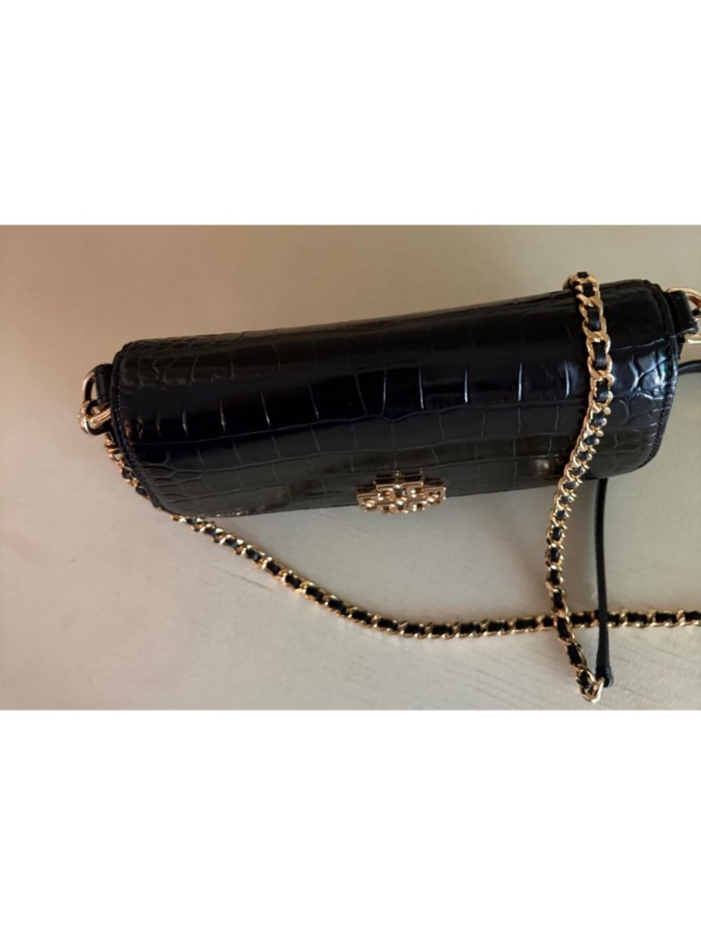 Tory Burch Britten Black Embossed Leather Convertible Crossbody/ Clutch Bag - Picture 7 of 16